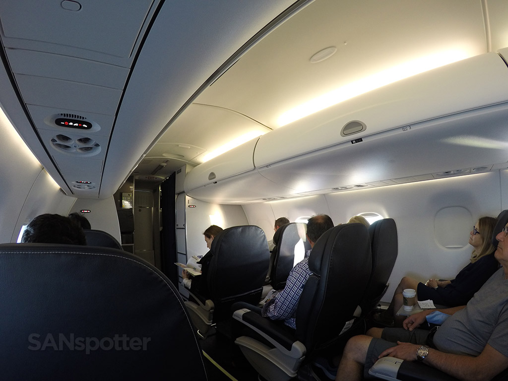 foto dell'aeromobile Embraer ERJ 175